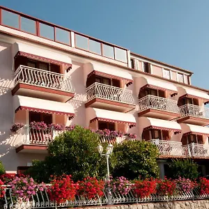 Bed & Breakfast Klara Frühstückspension