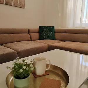 guesthouse-resan.pula-hotels.org/