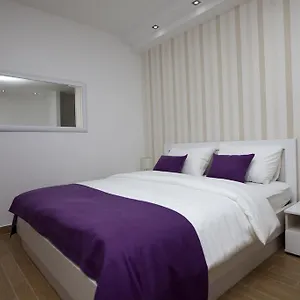 rooms-ino.hotels-in-trogir.com/