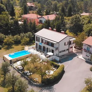 guest-house-surina.primorje-gorskikotar.com/