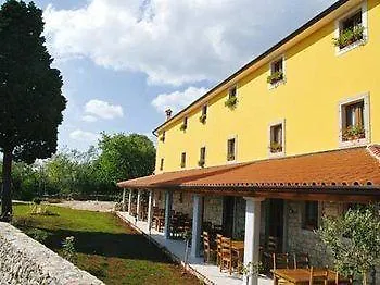 Hotel Villa Calussovo Ripenda Kras
